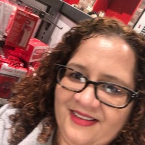 Meet your Posher, Iniabel